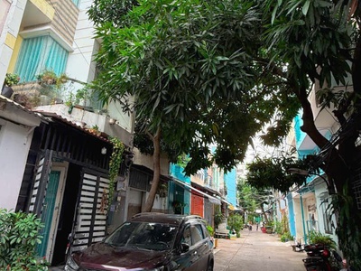 Lê văn quới gần ngã tư 4 xã giáptân phú hẻm 7m thông xe hơi vào nhà 49m2,5tầng nhỉnh 5tỷ 0