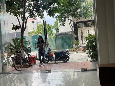 Bán nhà khu d yên nghĩa 5om2 x 4 tầng giá nhỉnh 12đ, oto tránh đõ , kinh doanh , gần sát khu đô thị 1