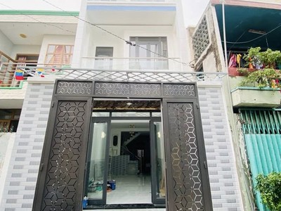 Bán nhà 4 tầng 7 phòng ngủ, 75m2, bùi minh trực, quận 8 - giá 7.1 tỷ - sổ hồng 0