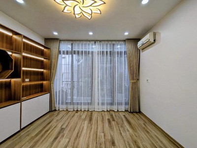 Bán nhà phú mỹ, mỹ đình, lô góc, oto tránh, diện tích 50m2, mặt tiền 4m. full nội thất mới 1