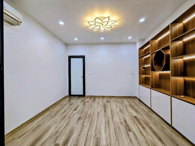 Bán nhà phú mỹ, mỹ đình, lô góc, oto tránh, diện tích 50m2, mặt tiền 4m. full nội thất mới 3