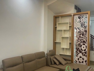 Bán nhà siêu hot - khu vực ngọc thụy, long biên - diện tích: 41m -  5 tầng    - giá 6tỷ 0
