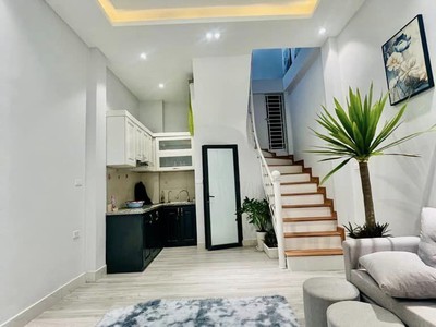 Cực vip mỹ đình,lô góc, oto tránh, diện tích 50m2, mặt tiền 4m. full nội thất mới . 0