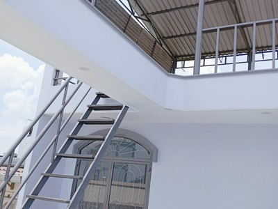 Bán nhà mới Nguyễn Thái Sơn gần Emart sổ hồng sẵn chỉ nhỉnh 5 tỷ 3