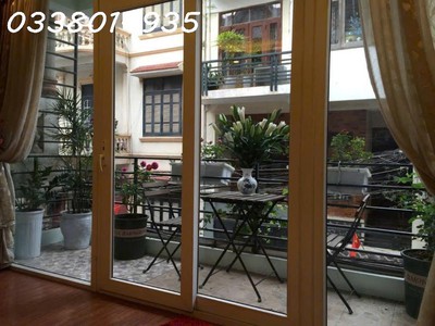 Bán nhà nguyễn hoàng tôn, tây hồ, hà nội, diện tích 44m2, xây 6 tầng, mặt tiền 6m. sđcc. giá: 15,5 1