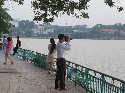 Bán nhà n51 lạc long quân sát phố ở ấm áp an lành 34m2 4 tầng 5.9 tỷ 2