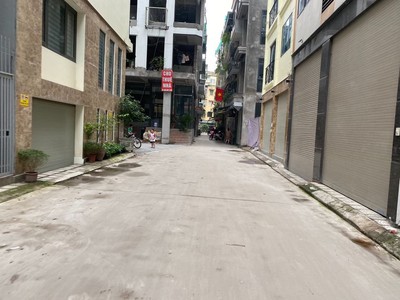 Phố tây trà - nóng từng giờ lãi từng ngày - 50m 6ty - lô góc - thông oto - kinh doanh tốt 0