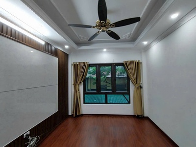 Chủ Nhà Cần Tiền Nên Cần Bán Gấp Căn Nhà Ở Vạn Phúc.Ô Tô Đỗ Cửa.Gía 8Tỷ CóTL 3