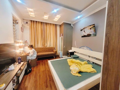 Bán nhà hẻm xe hơi, hẻm 195 xô viết nghệ tĩnh, 66,2m2 nở hậu, 5 tầng 8,8 tỷ thương lượng 2