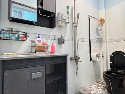 Nhà 3 tầng quận bình tân - chỉ 3.35 tỷ - 3pn, 3wc - vị trí đắc địa - hẻm thông thoáng 0