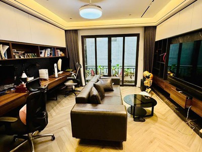 Siêu phẩm hoàng quốc việt - 38m2 x 5t - mt 3.8m - 7.98 tỷ - ngõ sh quay đầu - gần phố 1