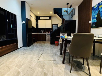 Siêu phẩm hoàng quốc việt - 38m2 x 5t - mt 3.8m - 7.98 tỷ - ngõ sh quay đầu - gần phố 3