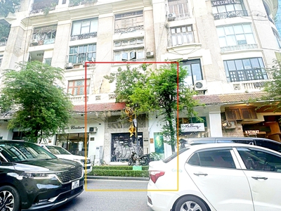 Cho thuê nhà mặt tiền 158B Đồng Khởi, Bến Nghé, Quận 1. Trệt, 1 lửng trống suốt chỉ 140tr 0