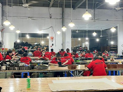 Nguồn hàng ví bóp, dây lưng giá sỉ nhập hàng tận xưởng 0