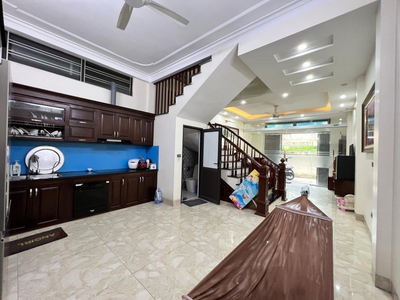 Chủ cần bán nhanh nhà hẻm Hoàng Hoa Thám Bình Thạnh 3 tầng BTCT nhỉnh 5 tỷ 3