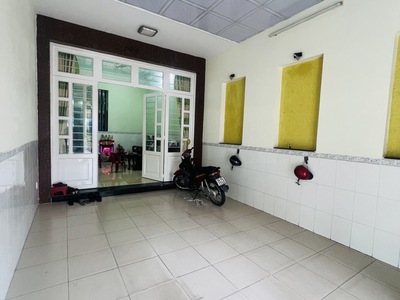 Nhà mới mặt tiền nhộn nhịp ,nguyễn thức tự, an lạc, bình tân. dt 81m2 x 3 tầng .giá 11 tỷ tl. 1