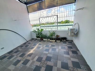 Bán nhà ngũ hiệp, thanh trì, diện tích 50m2 3 tầng, đường trước đất rộng xe 7 chỗ vào nhà. giá bán 3