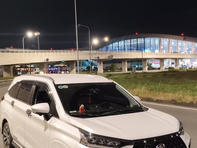 Bán gấp xe Toyota Veloz 1