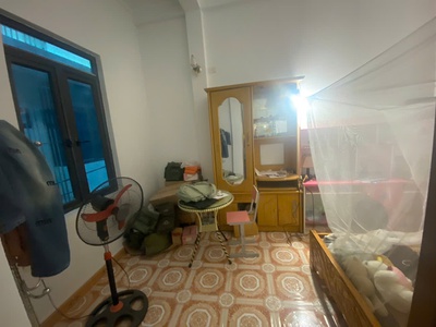 Bán gấp nhà lô góc 3 tầng, đường đỗ lý khiêm, bồ xuyên, thái bình. dt 47.6m2 giá 4.5 tỷ. 4