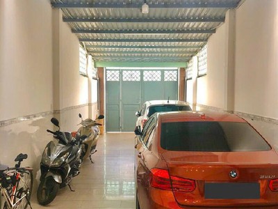 Bán gấp nhà 4 tầng đường mặt tiền tại linh trung - diện tích 135m , giá tốt chỉ 9,86tỷ 0