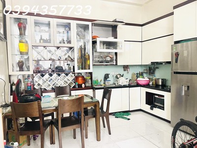 Chủ bán nhà phố cầu giấy 42m2   ô tô đỗ cổng, full nội thất   chỉ 8.99 tỷ 2