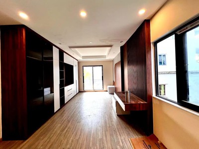 Tuyệt phẩm -nguyễn văn cừ -lb 48m 6t- lô góc - gara- thang máy 4