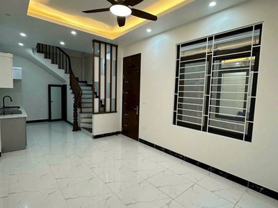 Cần Bán Gấp Căn Nhà Đang Xây Ở Nguyễn Viết Xuân,HĐ.Ô Tô Đỗ Gần.Gía 7.9Tỷ Có TL 2