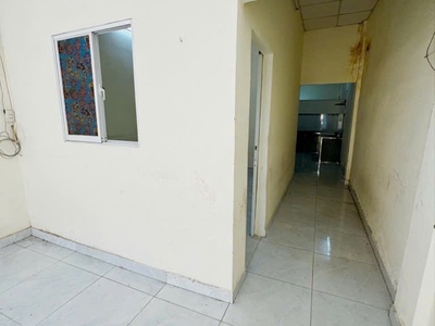 Bán nhà hxh 6m- khu hiếm bán lạc long quân, 63m2, 2 tầng, 6.8 tỷ tl- chính chủ 1 đời hoàn công tại 2