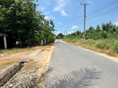 Đất thổ cư long thành-đồng nai.cách ql51 1km và sân bay quốc tế long thành 3,5km .814,6m2 giá 8ty 3