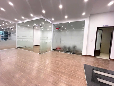Bán nhà 3.5 tầng mặt đường đôi Nguyễn Lương Bằng, ph Thanh Bình, TP HD, 217m2, mt 8.1m 3
