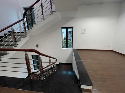 Bán nhà 3.5 tầng mặt đường đôi Nguyễn Lương Bằng, ph Thanh Bình, TP HD, 217m2, mt 8.1m 5
