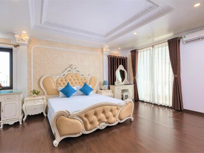 Cho thuê khách sạn 42 phòng trung tâm Bãi Cháy, Hạ Long về vận hành luôn giá tốt 9