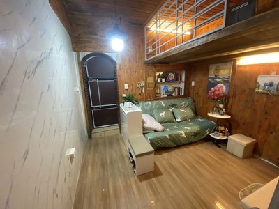 Cần bán căn hộ TT phố 8/3, Hai Bà Trưng 25m, nhà đẹp, tặng nội thất giá 900 triệu 0
