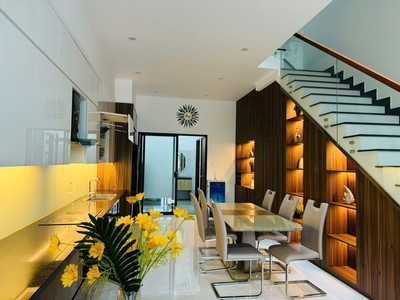 Bán nhà 3 tầng đường TRẦN KIM XUYẾN , Hoà Xuân ,  Cẩm Lệ Gần Trường mầm non Chú Ếch Con 2