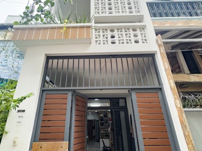 Bán nhà đẹp gần lê quang định, p.1, gò vấp - 54m  - 3 tầng - 4pn - giá chỉ 6.45 tỷ 0