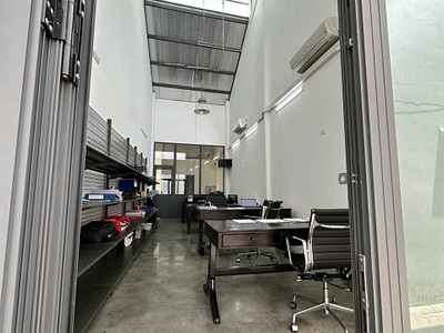 Cho thuê nhà nguyên căn phù hợp làm văn phòng tại 432/8 võ văn kiệt, phường cô giang, q1 0