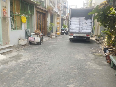 Ngộp  âu cơ - views tân bình - 4,5x20m - 2  tầng - hxh vô nhà 1