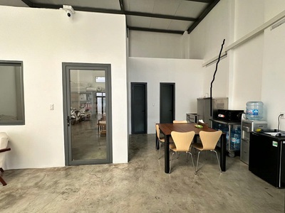 Cho thuê nhà nguyên căn phù hợp làm văn phòng tại 432/8 võ văn kiệt, phường cô giang, q1 3
