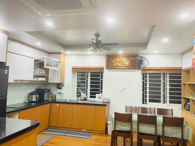 Bán căn cc vật tư du lịch, căn góc, nhà đẹp, nt xịn, 118m, 3 ngủ, sđcc, 5.7 tỷ 1