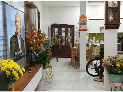 Anh chị chuyển vào sg cần bán căn nhà láng hạ - trục phố chính - hạ tầng an sinh cực kỳ phong phú - 0