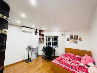 Bán căn cc vật tư du lịch, căn góc, nhà đẹp, nt xịn, 118m, 3 ngủ, sđcc, 5.7 tỷ 3