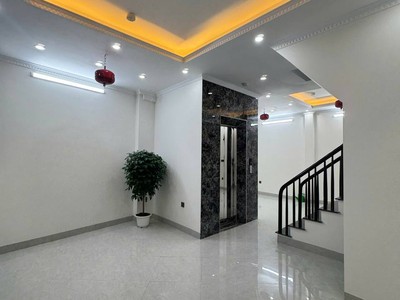 Tòa ccmn yên hòa 55m 6t 9 phòng kk thang máy, doanh thu cao, 13.8 tỷ 1