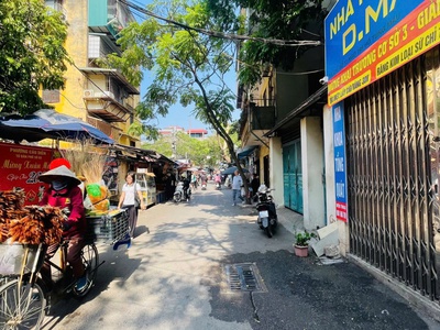 Mình chính chủ bán nhà tại hồ tùng mậu, phường phú diễn, hà nội 0