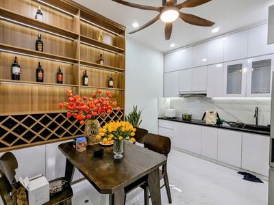 Bán nhà nguyễn phúc lai đống đa phân lô ô tô đỗ trong nhà nhà đẹp full nôi thất ở ngay giá 15,5 tỷ 2