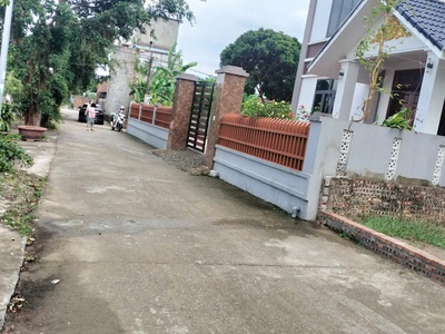 Bán 100m2-kính nỗ- vị trí bìa làng- đường ô tô tránh nhau- quy hoạch mở đường lớn cực đẹp- giá đầu 0