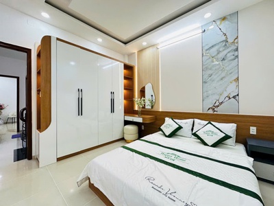 Bán nhà gò vấp- phạm văn chiều , ngang 11m , 1 trệt 2 lậu, sân thượng,  4pn, 1. thờ, 5.9tl 2