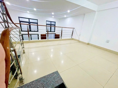 Nhà đẹp gia quất long biên - 40 m , 4 tầng, 4 ngủ - nội thất cơ bản - xách vali về ở luôn, chỉ có 2