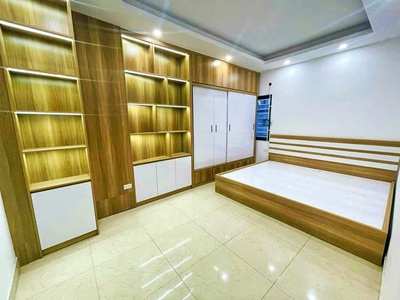 Nhà đẹp gia quất long biên - 40 m , 4 tầng, 4 ngủ - nội thất cơ bản - xách vali về ở luôn, chỉ có 3