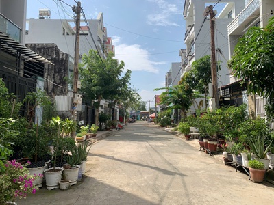 Cần bán nhà phố kdc hoàng hoa - long hậu, cần giuộc, long an. 3