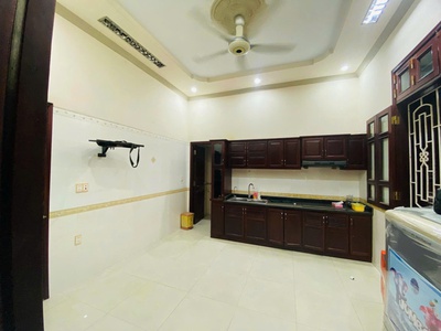 Cho thuê căn hộ 1 ngủ , tầng 1 Lạch Tray , Hải Phòng . Đồ như hình 4